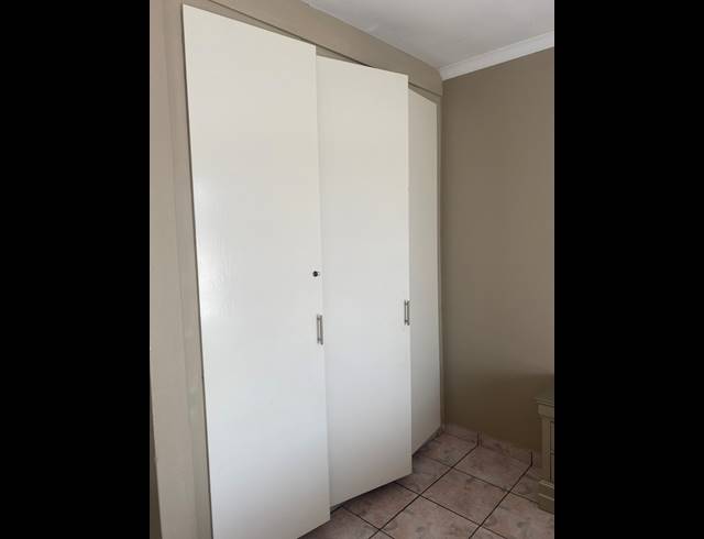 2 BEDROOM TOWNHOUSE FOR SALE IN RIDGEWAY